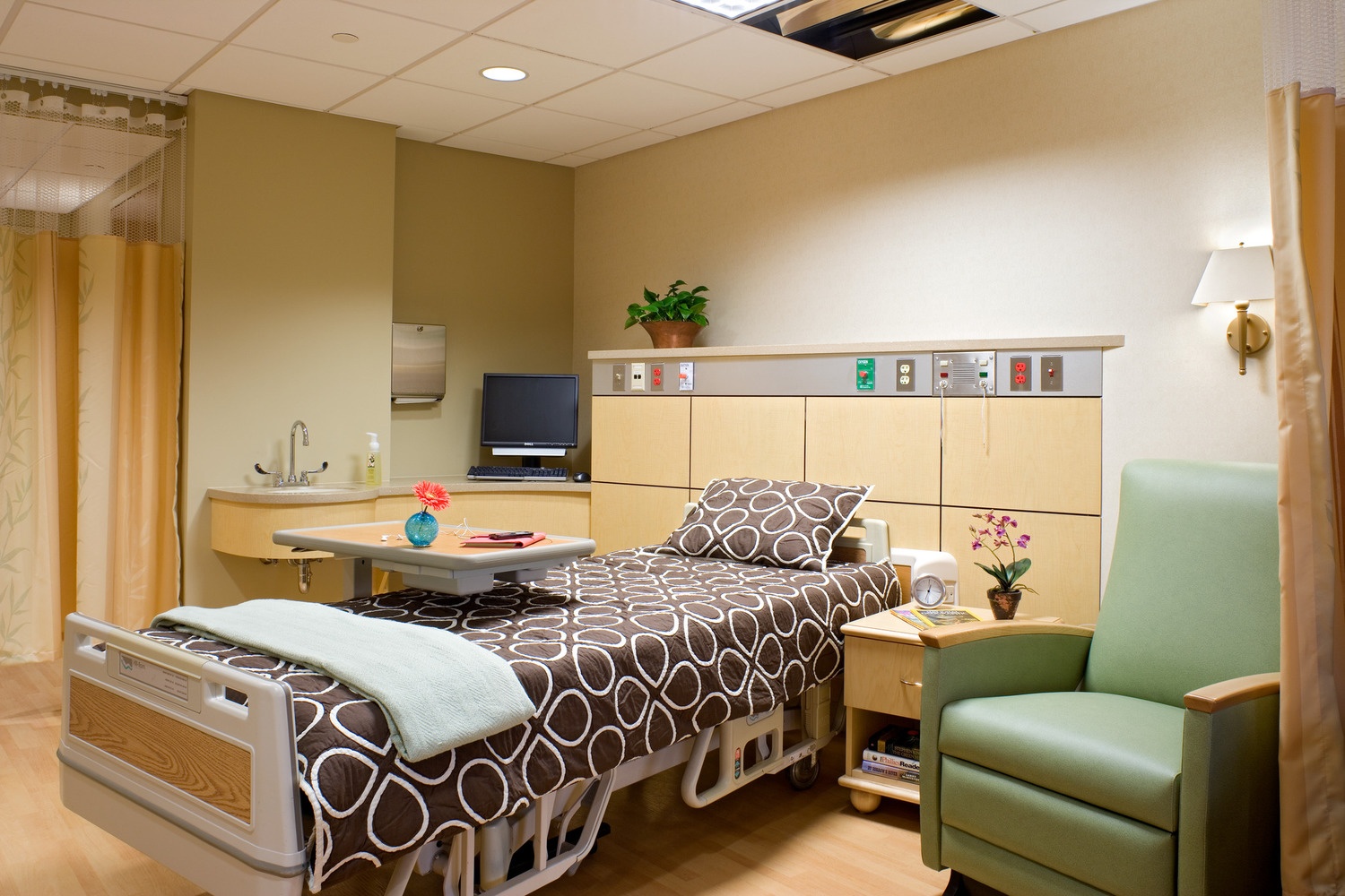 The Benefits of Converting to Private Patient Rooms